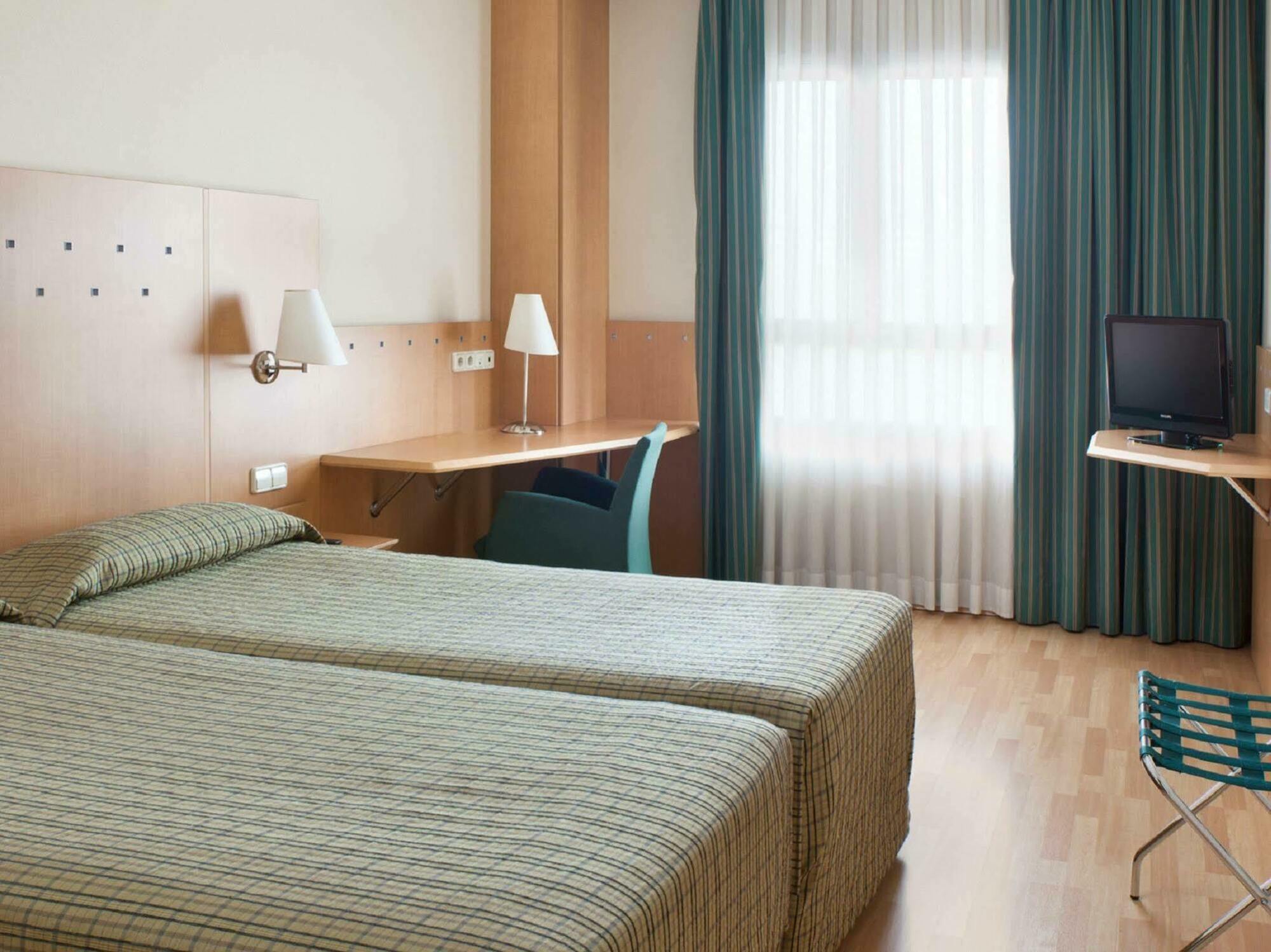 Crisol Leganes Hotel Luaran gambar